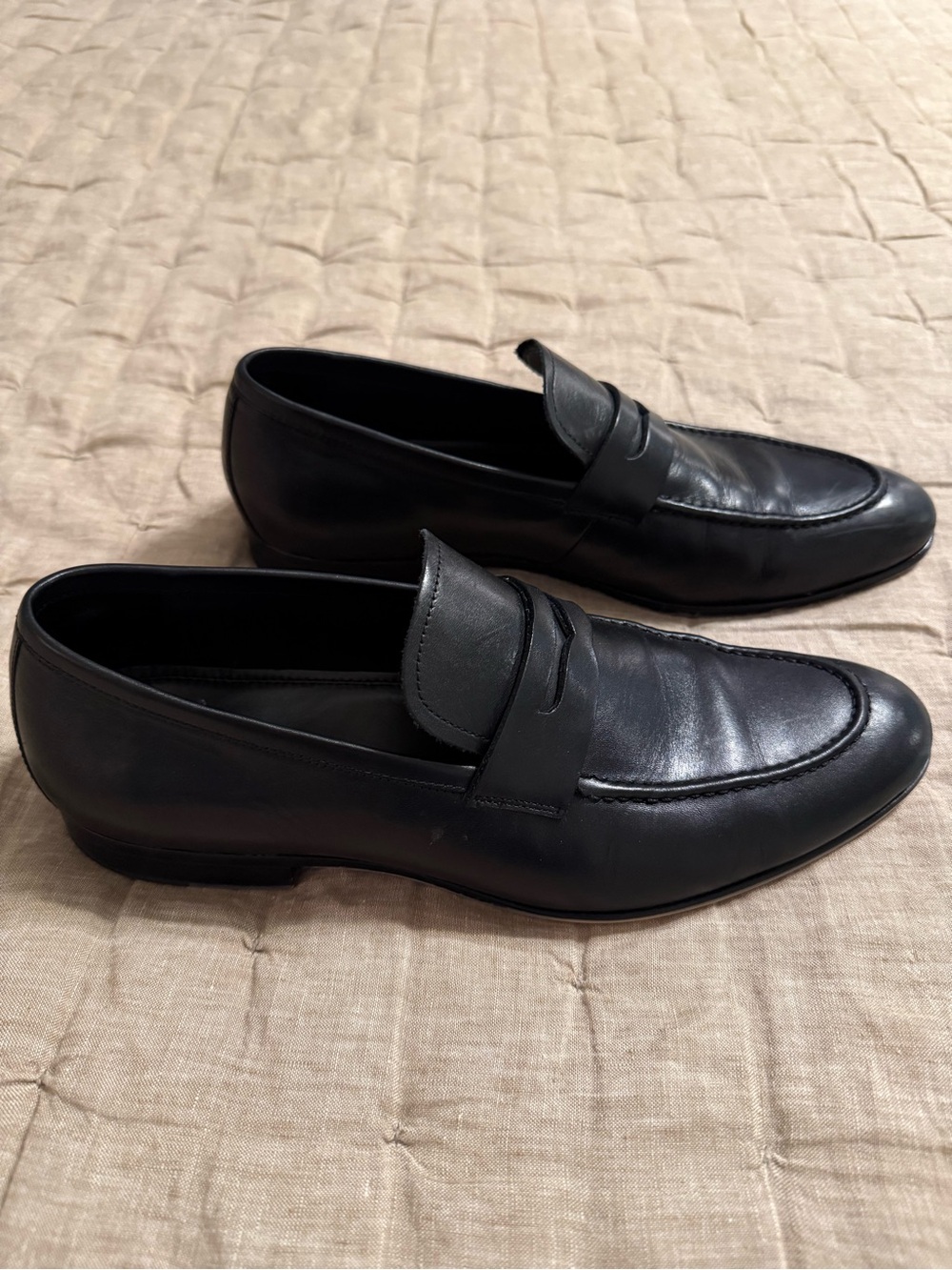 Warfield & Grand Black Leather Penny Loafers